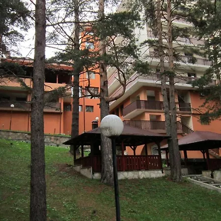 Planinski Ezera بانيشيست