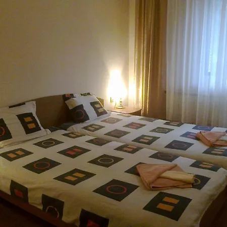 Planinski Ezera فندق